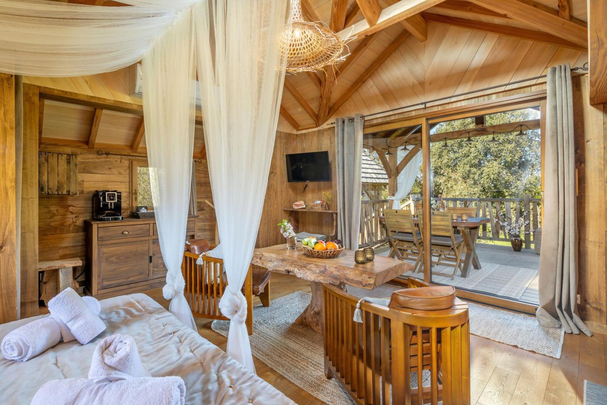 Domaine De Campagnac - & Sauna 4*