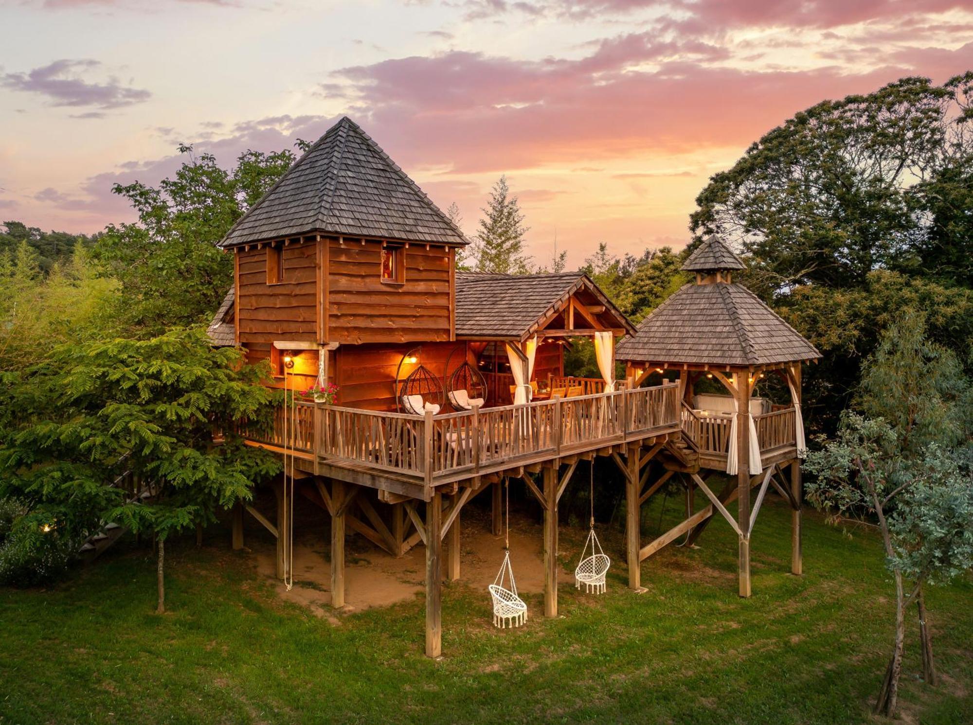 Domaine De Campagnac - & Sauna 4*